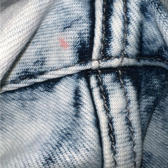 Kancan Stone Washed Jean Shorts – Size Medium - Picture 6 of 6